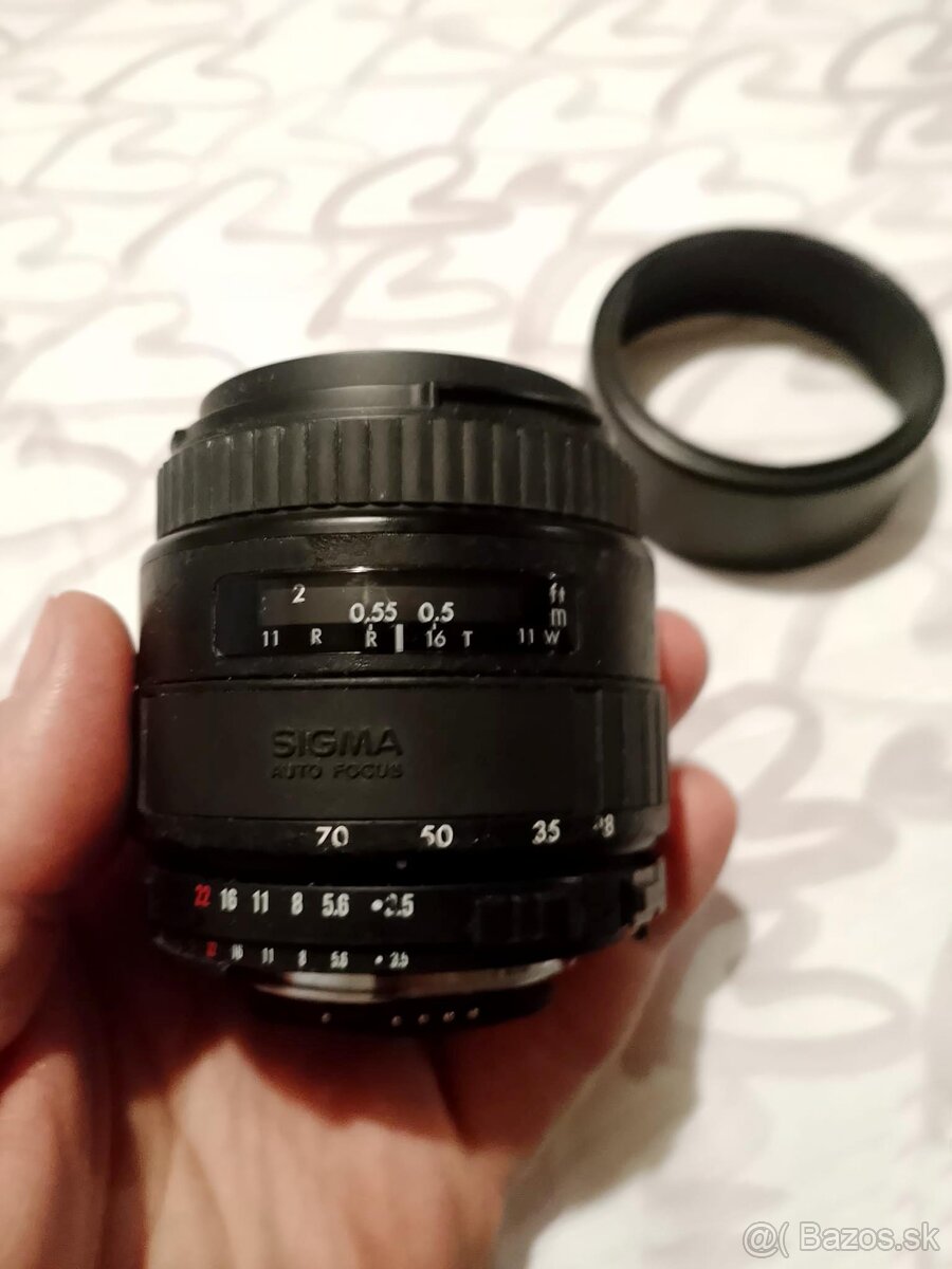 Sigma UC Zoom 28-70 pre Nikon - 2