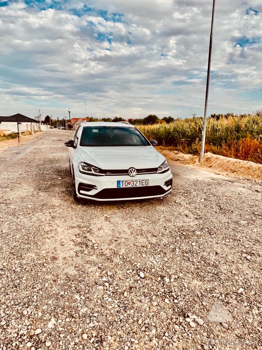 Predám Volkswagen Golf variant 1.5 TSI 110 KW - 2