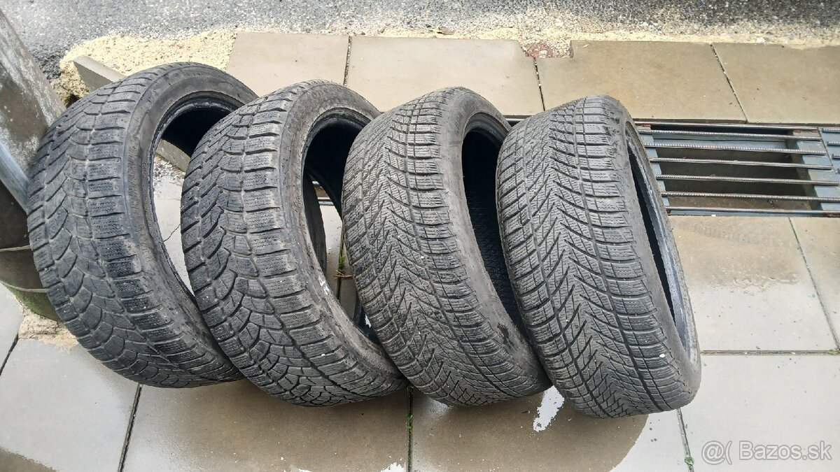 225/45R17 - 2