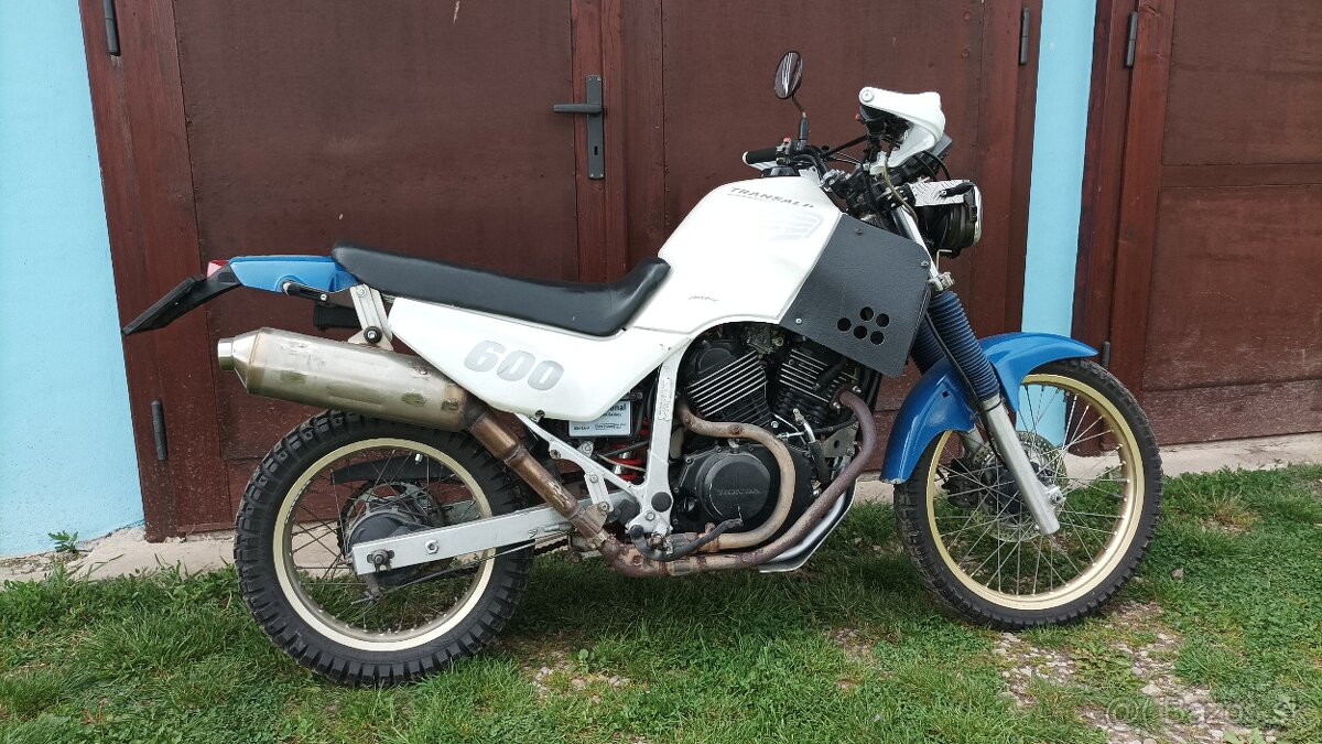 Honda transalp XL600
