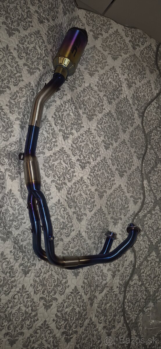 Ladene vyfukove zvody aj na RS 660 - 2