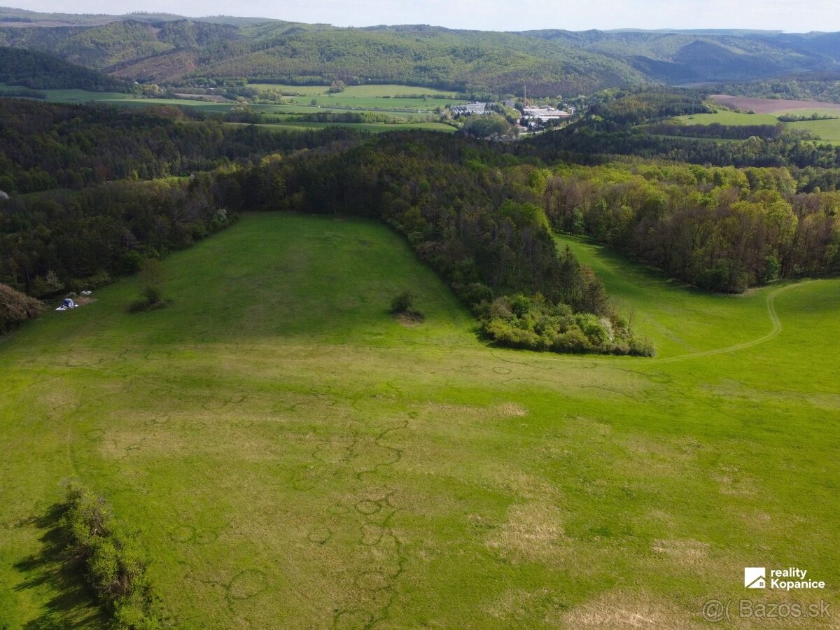 Veľký rekreačný pozemok, Brezová pod Bradlom - 2