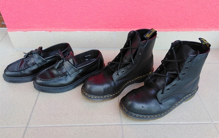 2 x Dr. Martens - 2