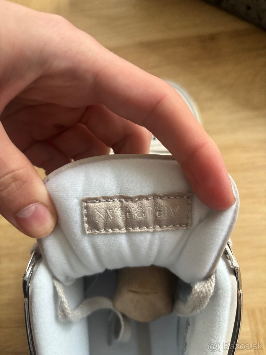 Air Jordan 4 frozen moments - 2