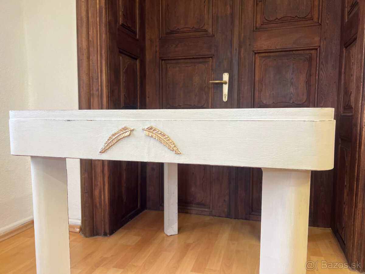 Renovovaný drevený rozkladací jedálenský stôl - 2