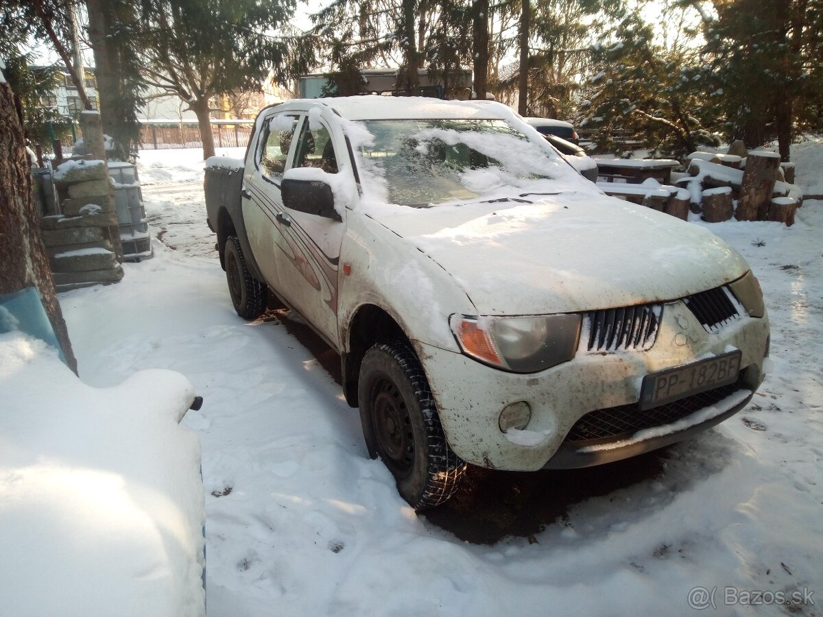 Mitsubishi L200 - 2