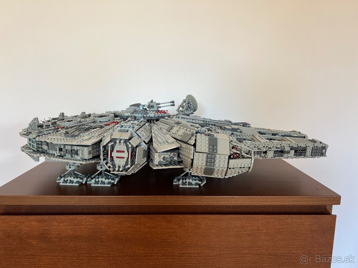 Star Wars Millennium Falcon - 2