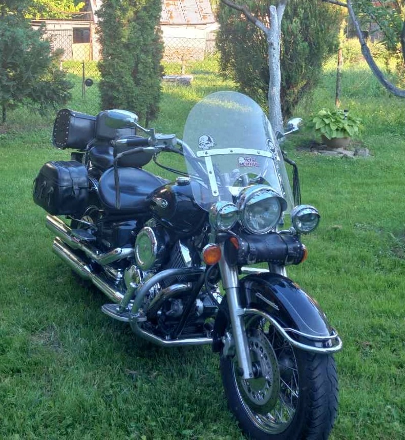 Yamaha DragStar 1100 XVS - 2