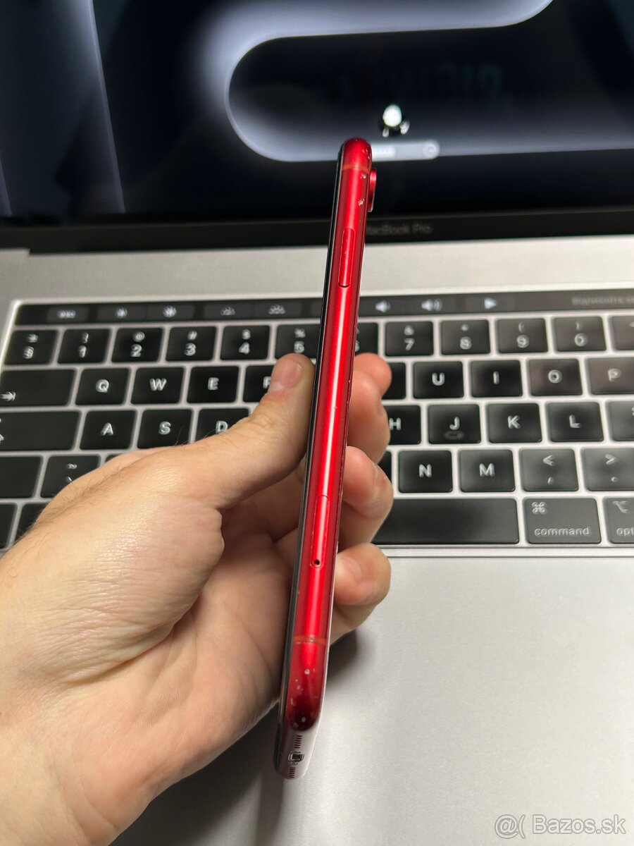 Apple iPhone XR 64GB Red - 2