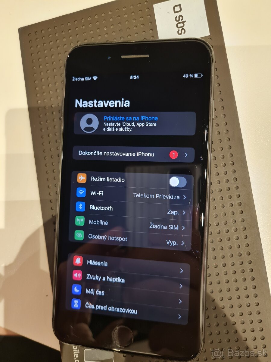 iPhone 8 Plus 64GB - 2