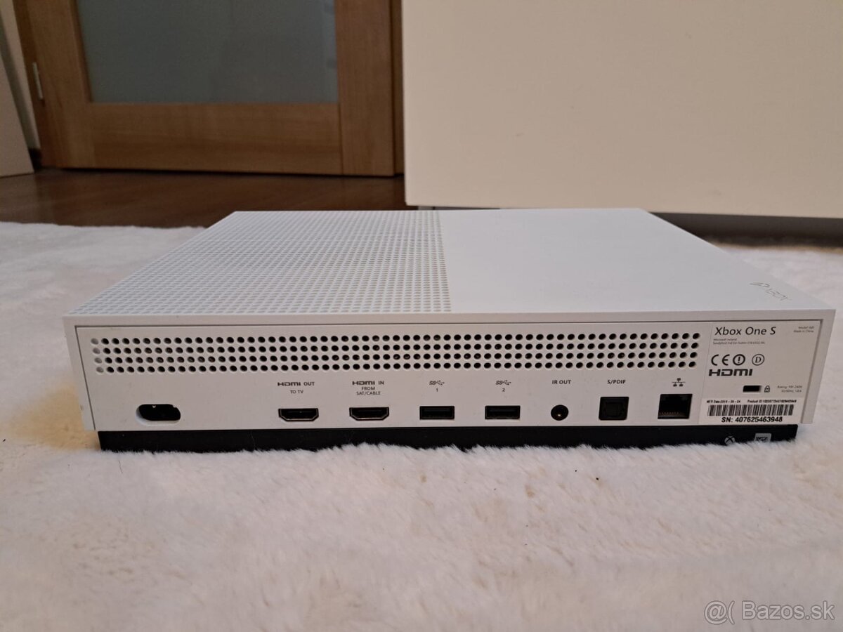 Xbox One S - 2