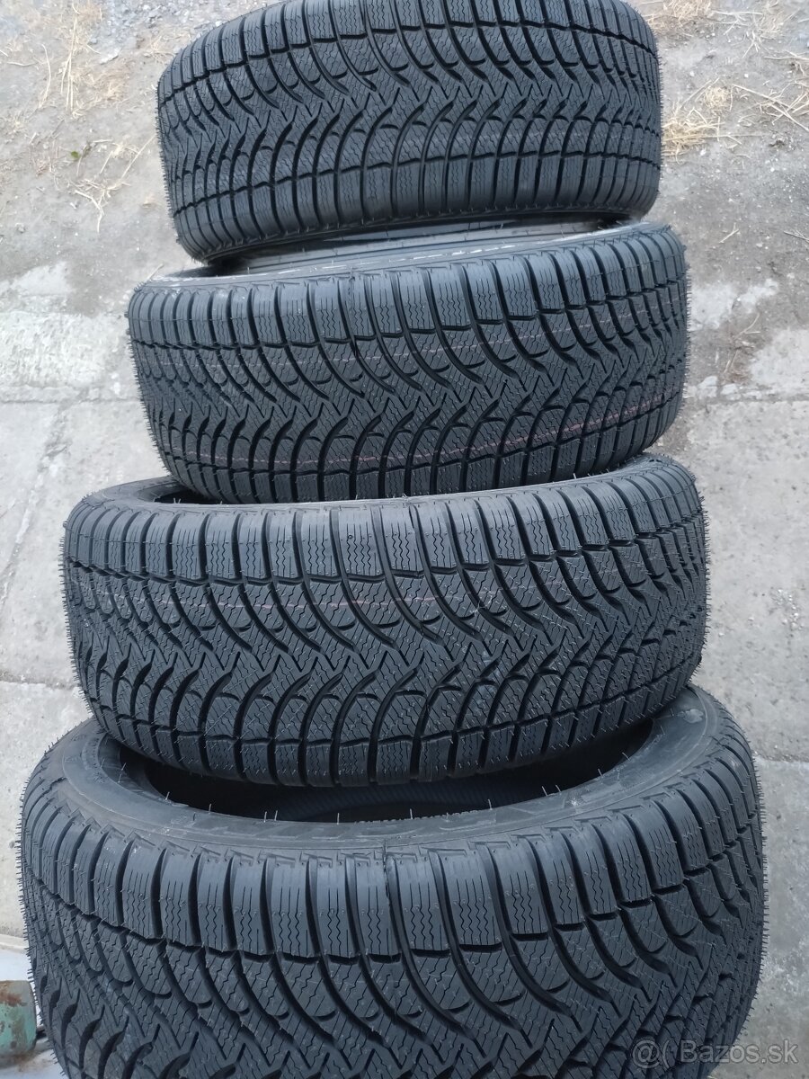 Zimné pneumatiky 225/45 R17 - 2
