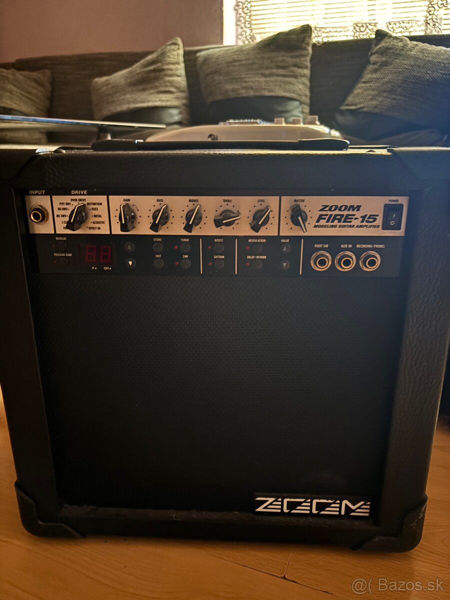 Harley Benton st-20+Zoom fire amp15 - 2
