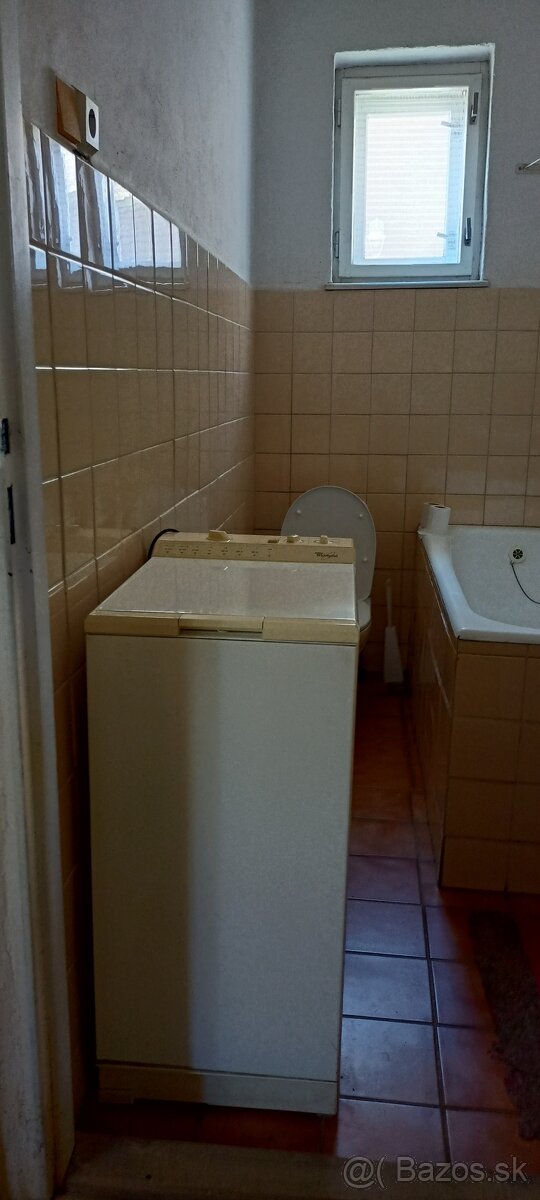 Práčka Whirlpool - 2