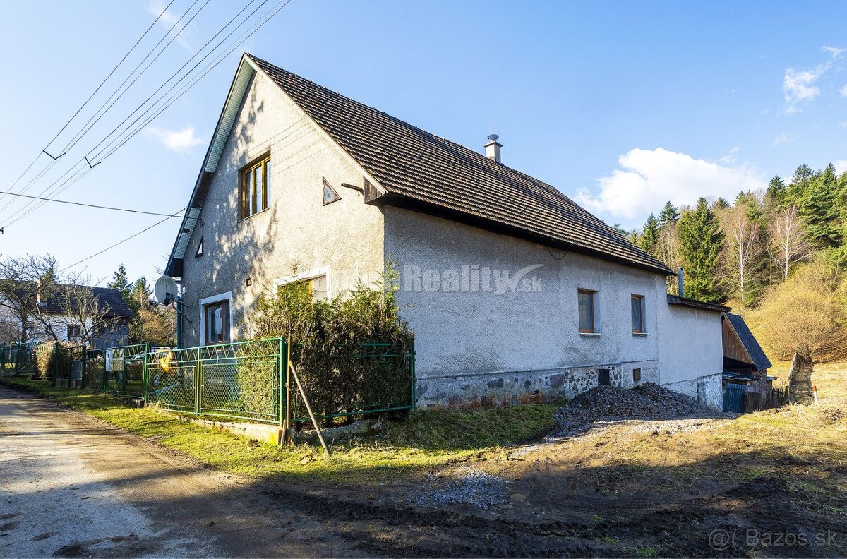 PREDAJ Rodinný dom s veľkým pozemkom a vlastnou studňou, Skl - 2