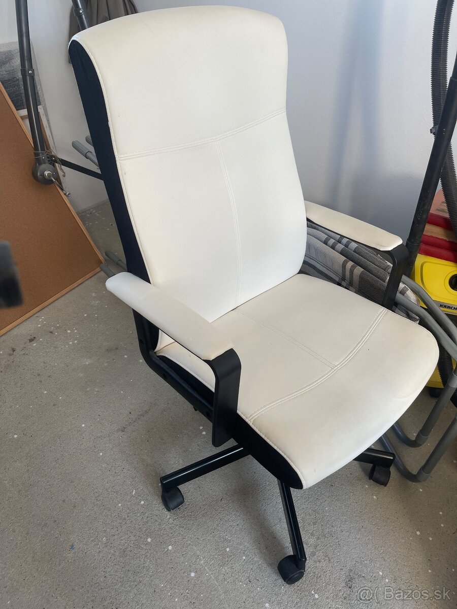 Kancelárska stolička - 2
