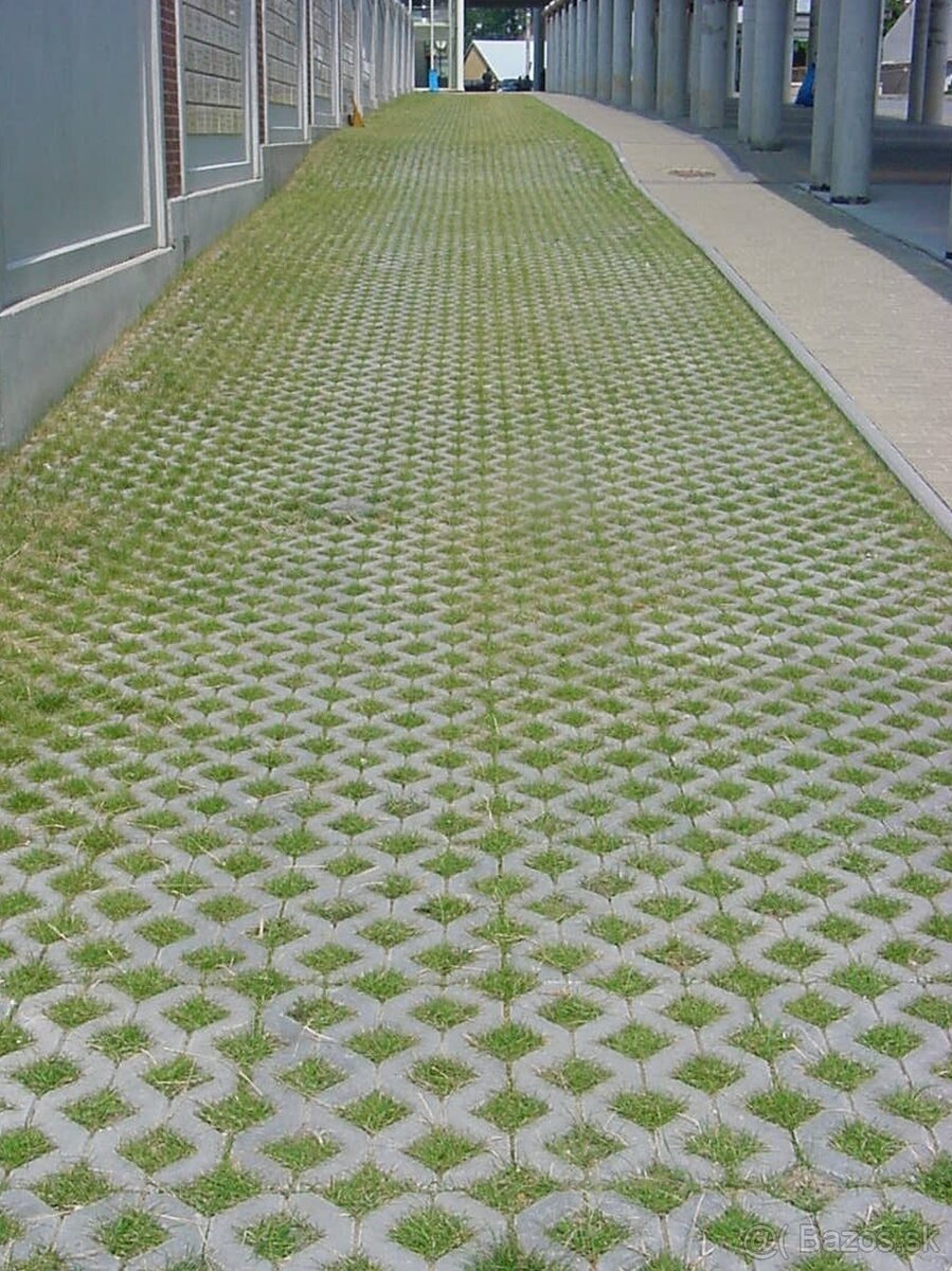 Betónový zatrávňovač - 2