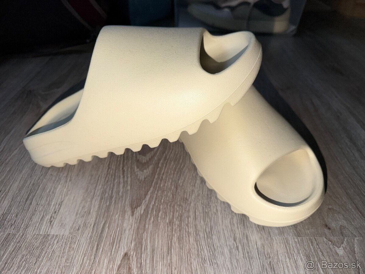 Nové Adidas Yeezy Slide Bone US11 US12 - 2