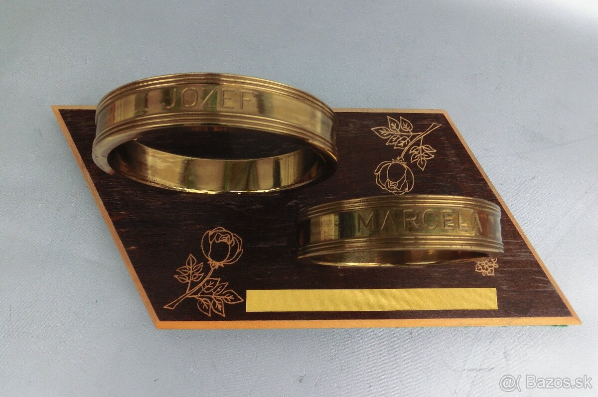 Svadobné obrúčky . - 2