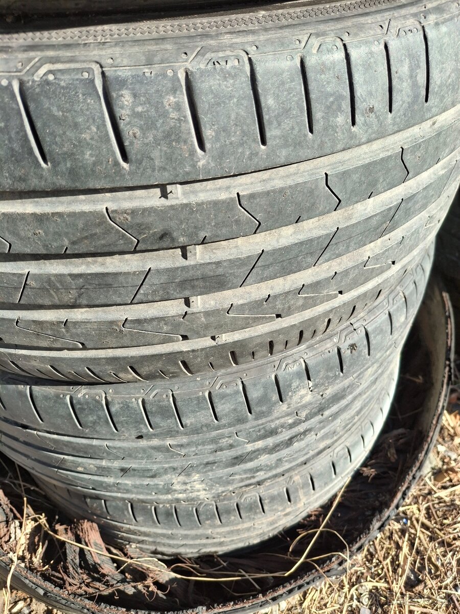 Pneumatiky 225/45 R17 hankook - 2