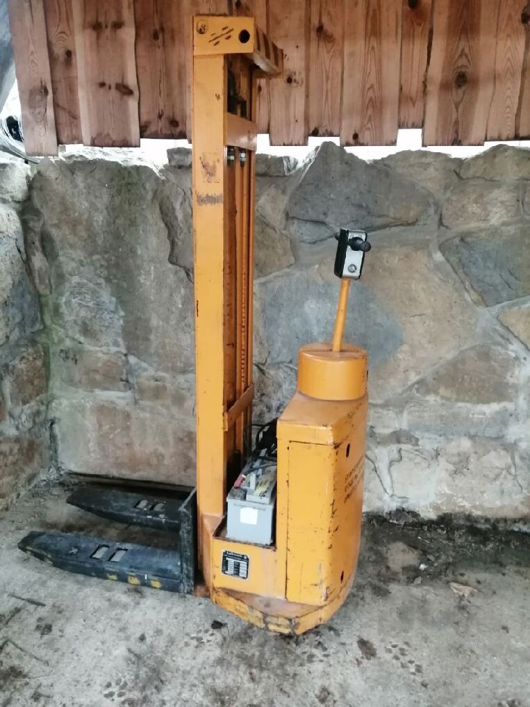 Ručne vedený vysokozdvižný vozík - 2