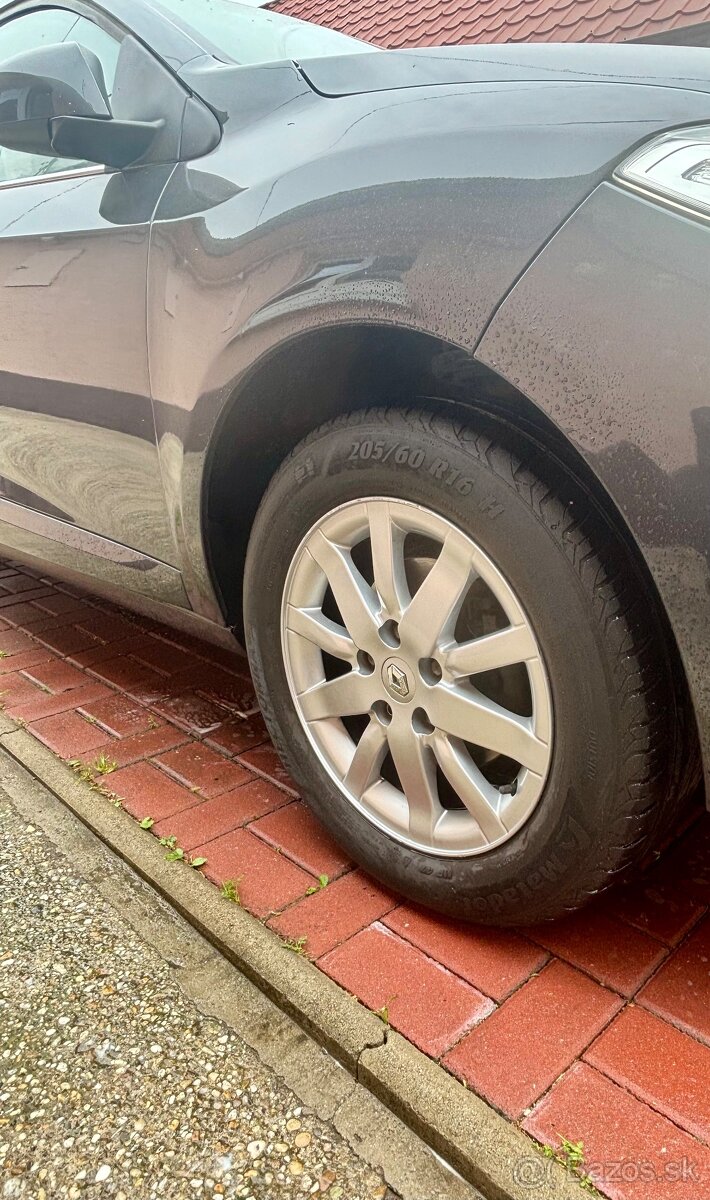 Predám elektróny 5×114,3 205/60r16 - 2