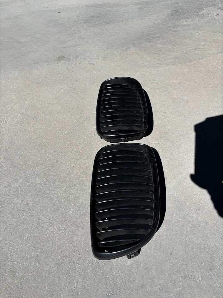 Ladvinky (predná maska) BMW E82 /E88 - 2