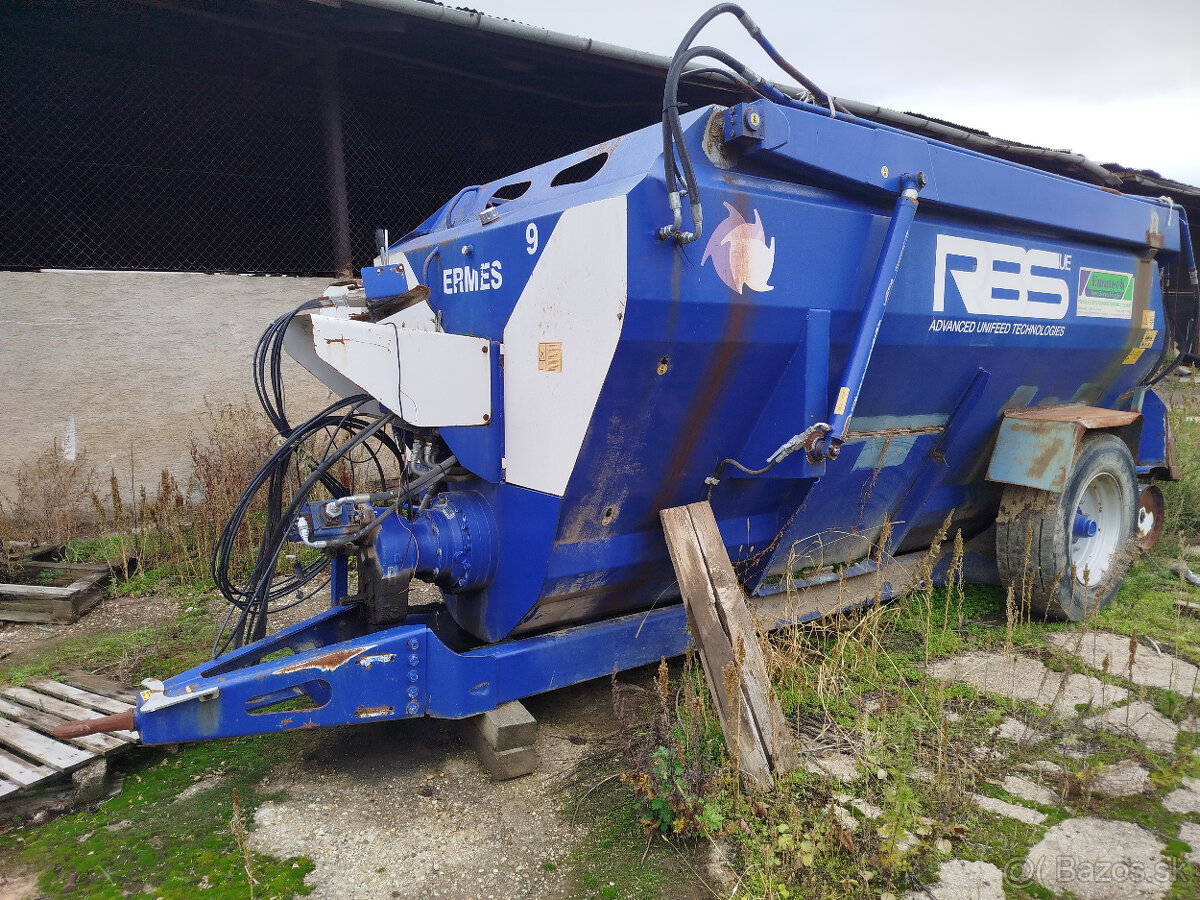Krmný voz Ermes 9 - 2