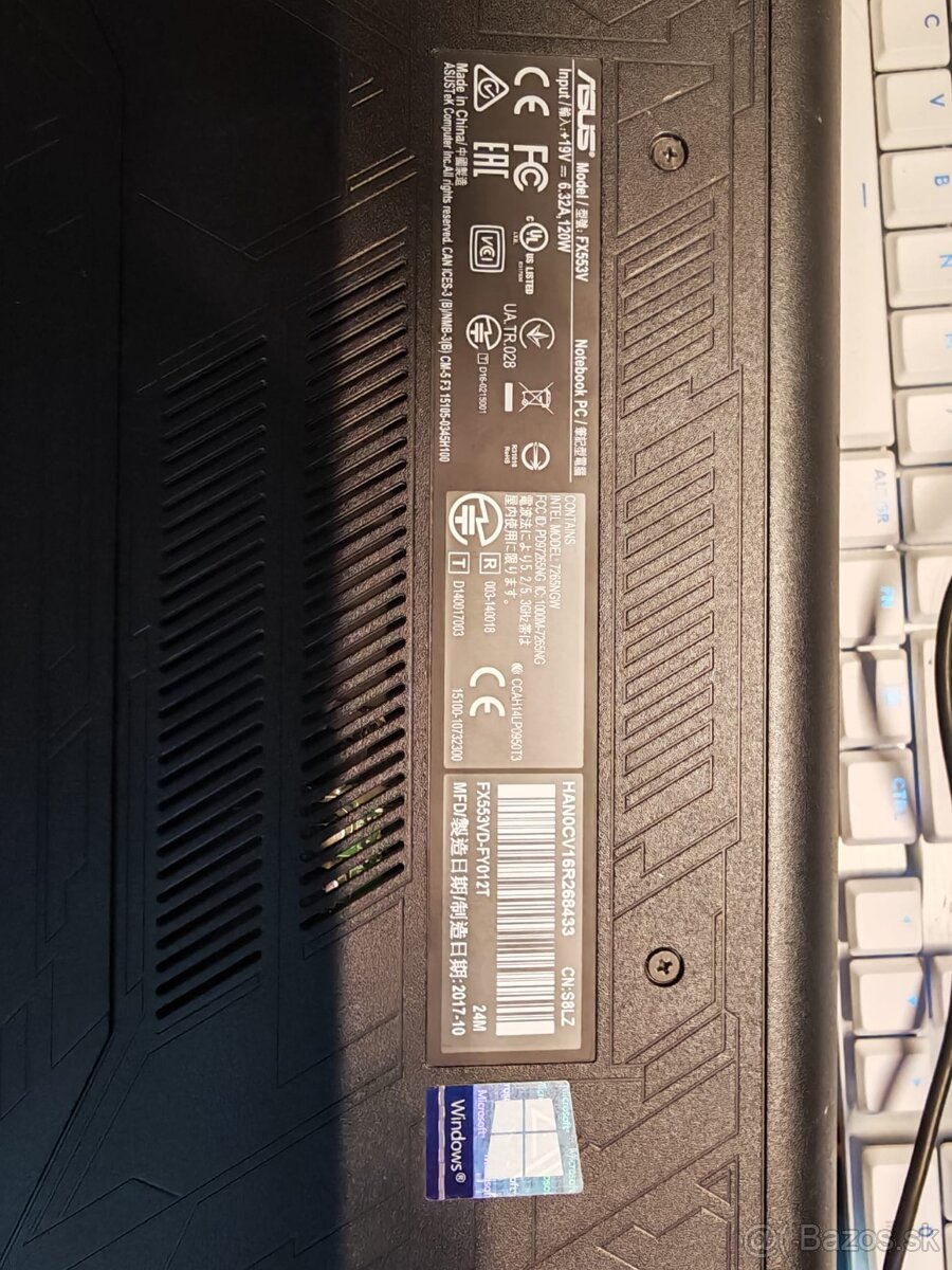 Asus FX553VD-FY012T - 2