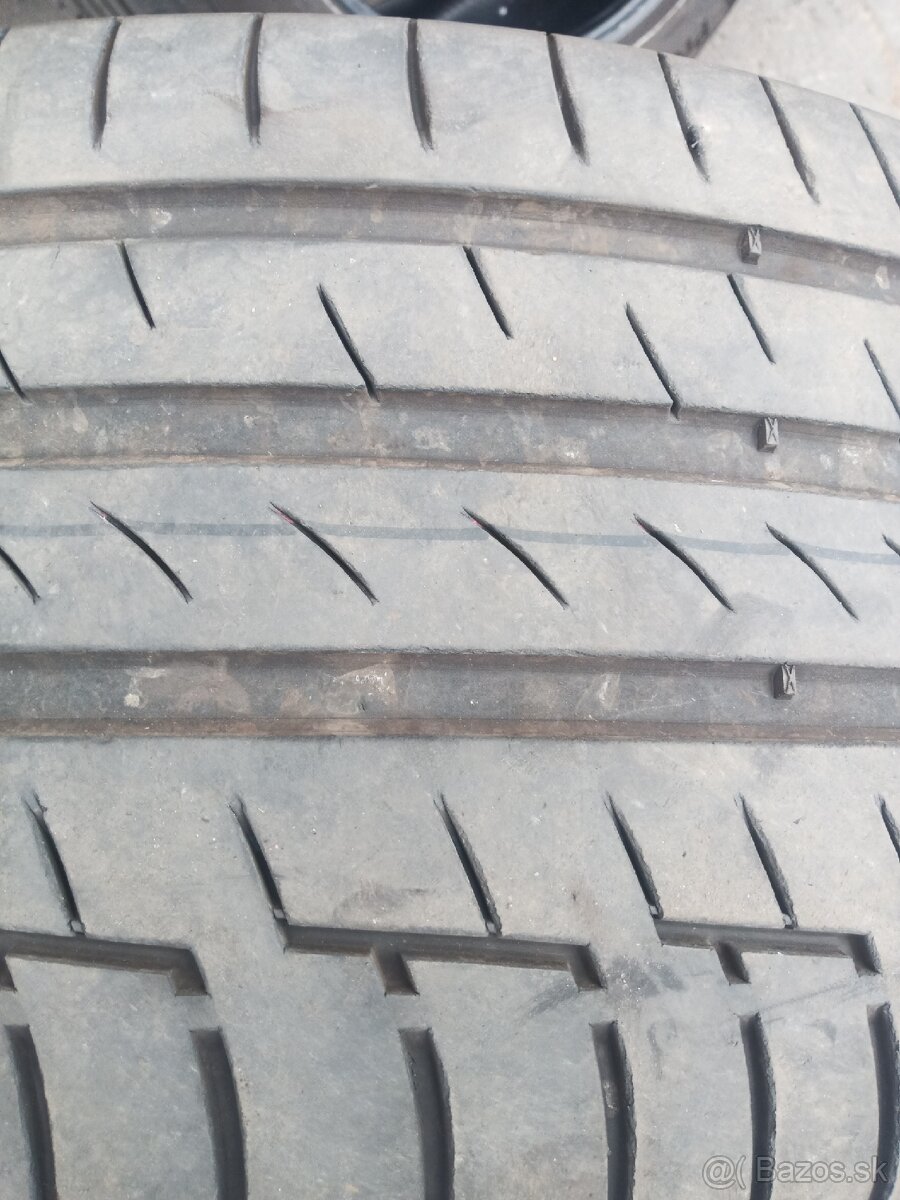 285/45R22 114 Y Continental 6 - 2