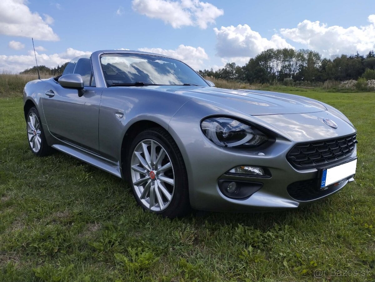 Fiat 124 Spider Kabriolet - 2