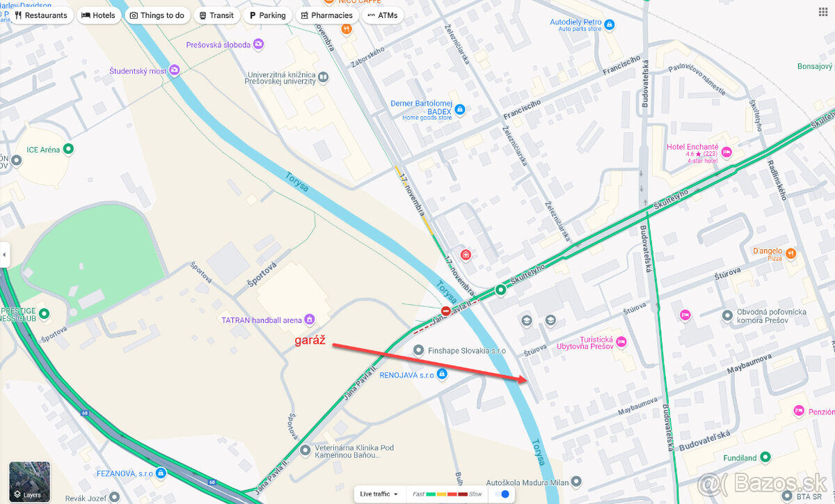 Garáž na ulici 17. novembra, blízko Pavlovičovho námestia - 2