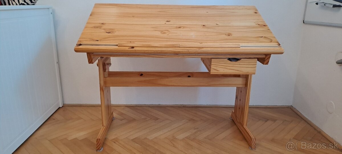 Pisaci stol nastavitelny - 2