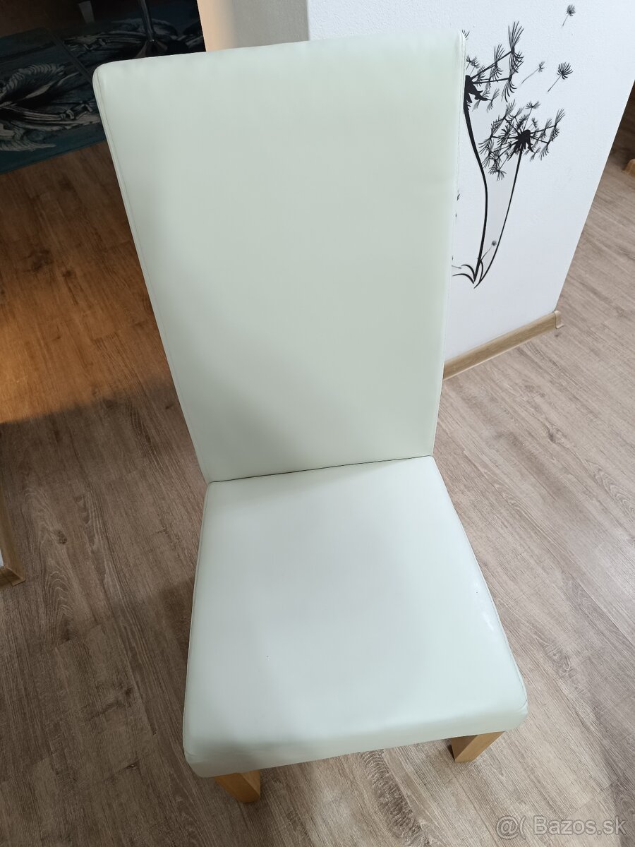 Predám 4 ks jedálenské stoličky kožené - 2