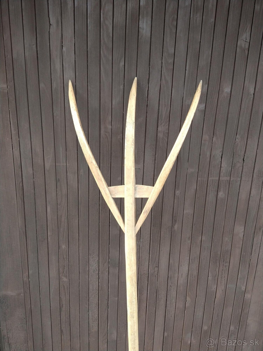 Drevené vidly - predám. - 2