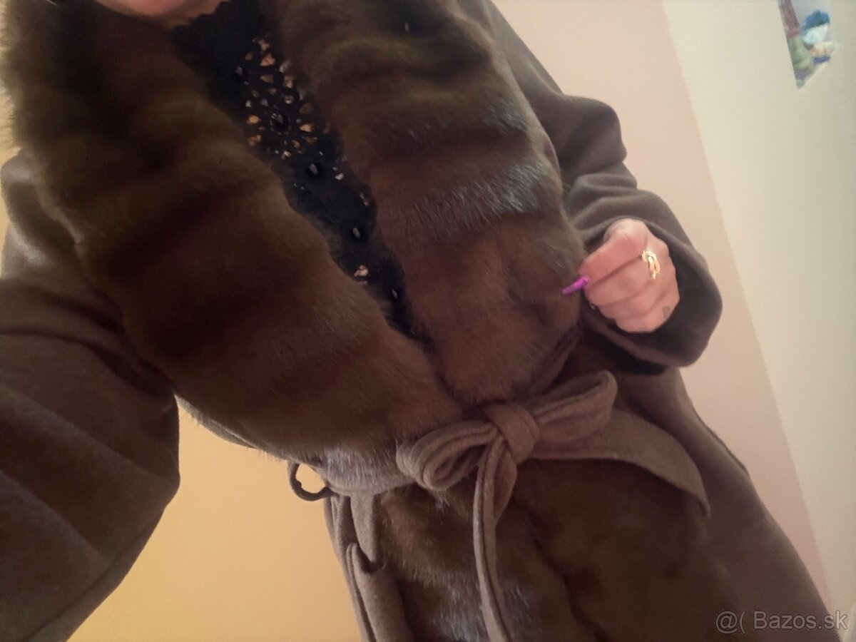 Krásny elegantný kabát - 2