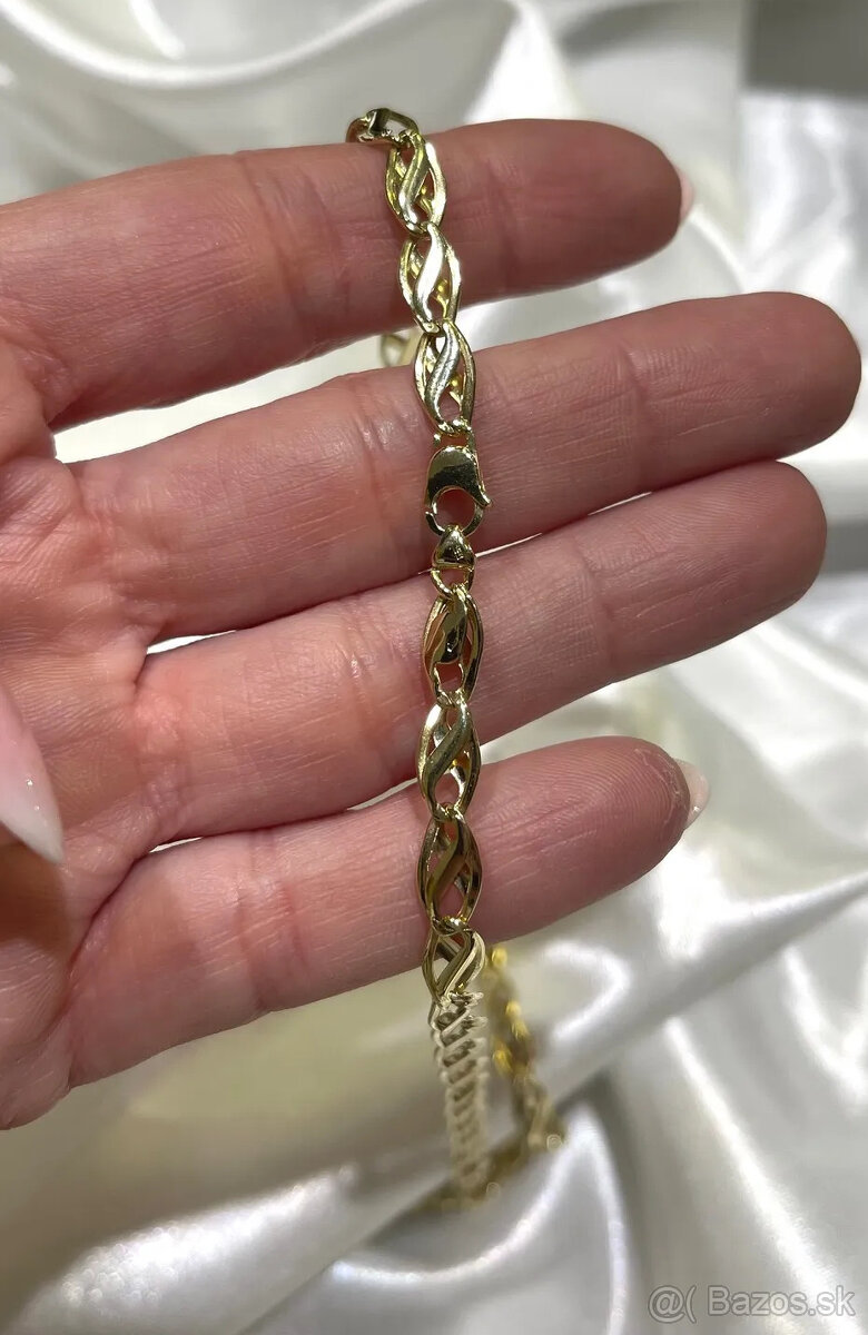 NOVÁ Krásna zlatá retiazka s moderným dizajnom - Korai - 2