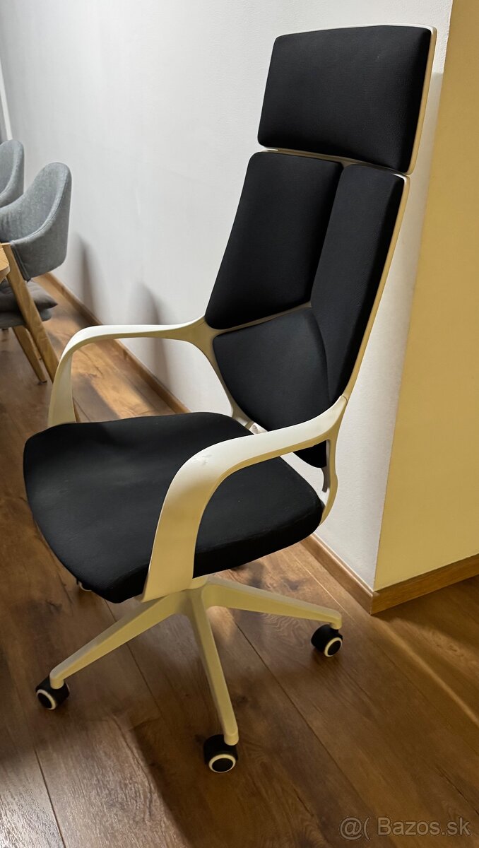 Kancelárska stolička - 2