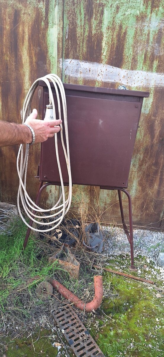 Elektricky rozvadzac - 2