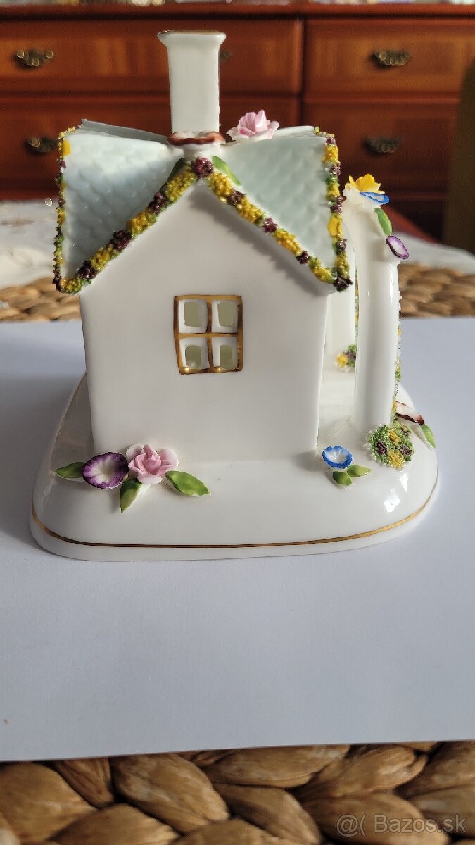 Replika ,The Bower Cottage , - 2