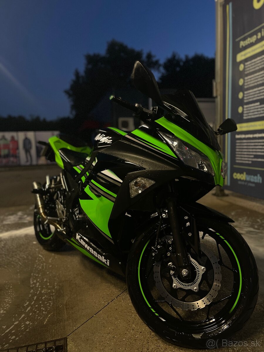 Kawasaki Ninja 300 ABS - 2
