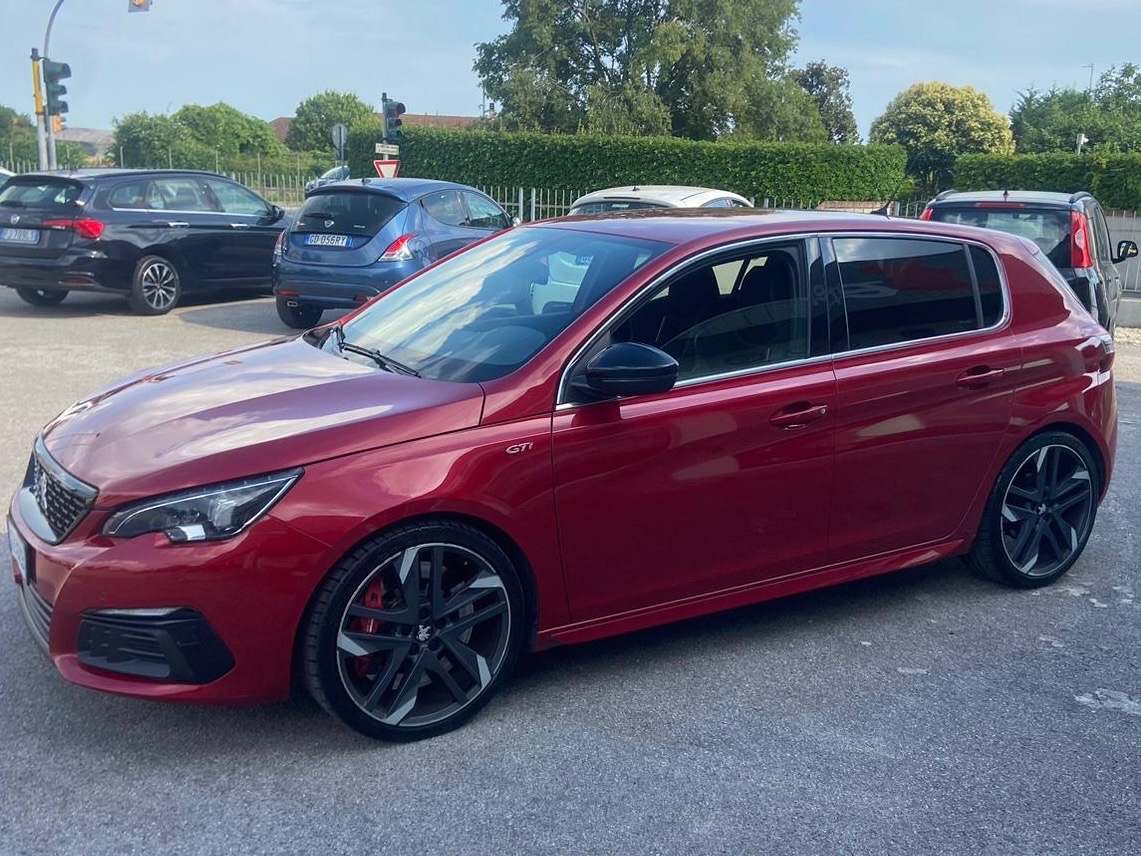 Peugeot 308 GTI 1.6THP 263ps - 2