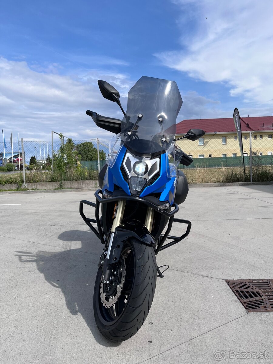 CFMOTO 650MT - 2