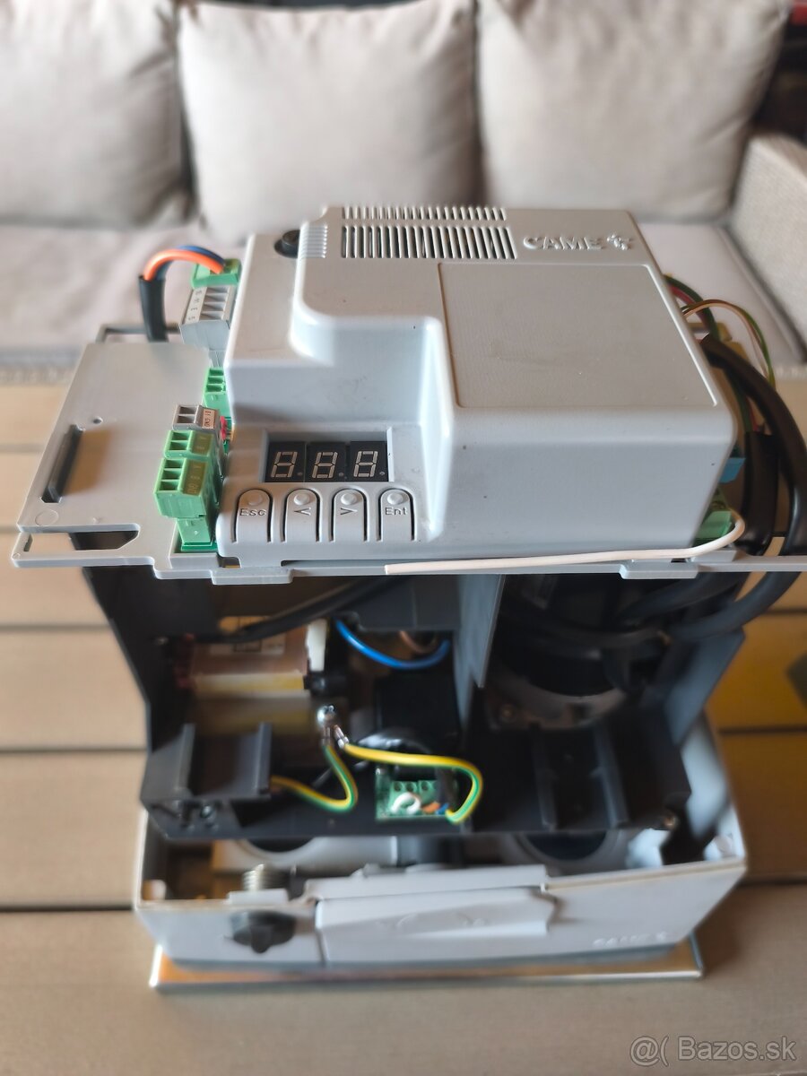 Pohon brány posuvnej - 2