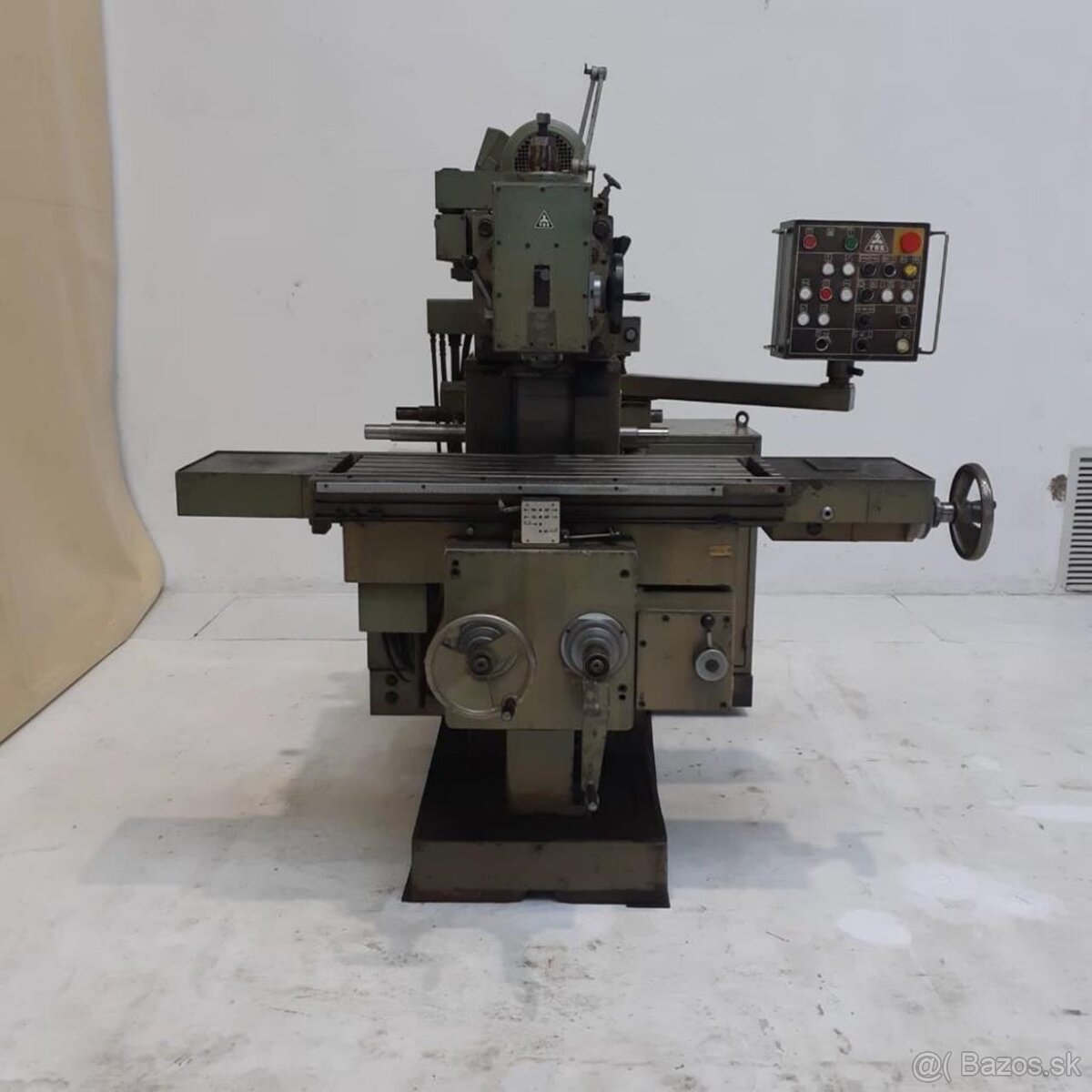 Konzolová frézka TOS FGS 25/32 - 2