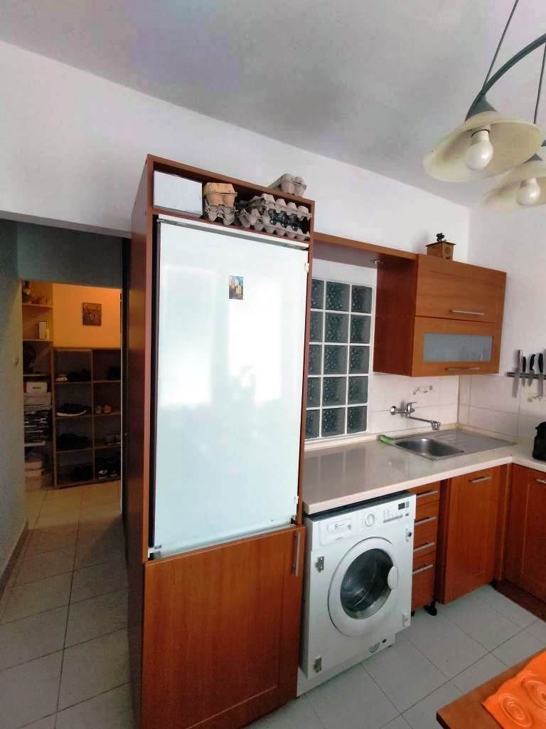 Na predaj 3 izbový tehlový byt - blízko centra mesta - 2