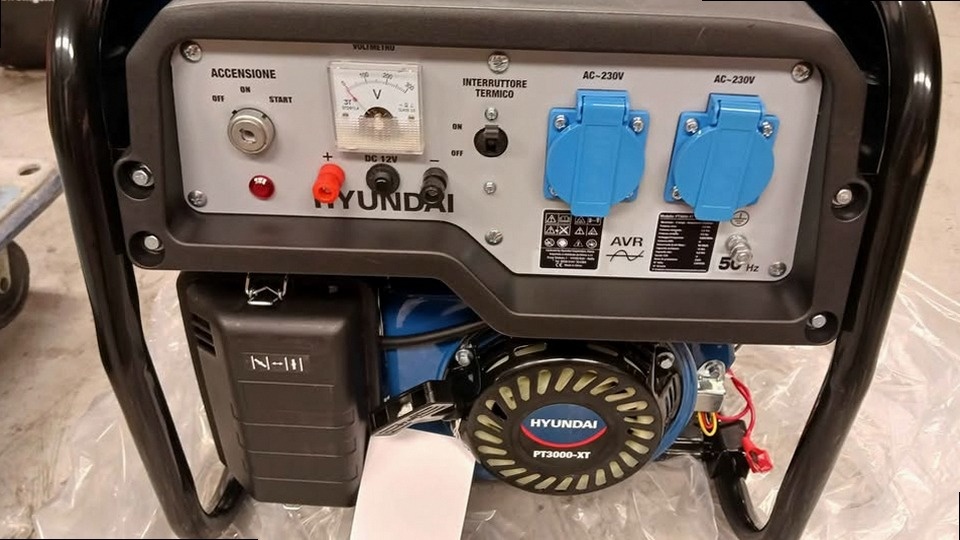 Generátor HYUNDAI H 65118 AE 3000-XT - 2