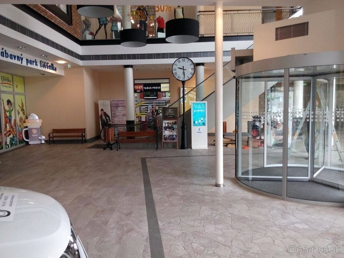 Digitálny reklamný panel - 2