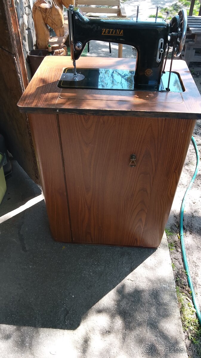 Predám šijací stroj Zetina - 2