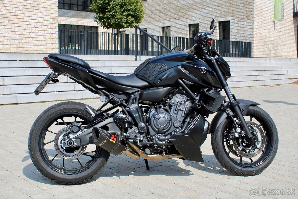 Yamaha mt 07 - 2